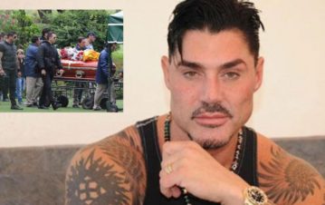 Se desató una ola de indignación entre los fans de Ricardo Fort por un curioso detalle de su tumba: las fotos