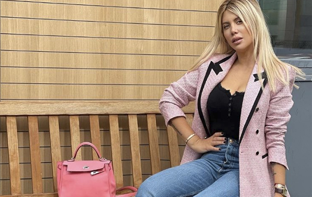 El Llamativo Look De Wanda Nara Con El Que La Compararon Con Los ...