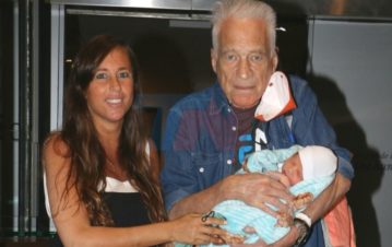 Alberto Cormillot y su mujer revelaron otra extraña decisión en cuanto a la crianza de su hijo: “Queremos una niñera china para…”