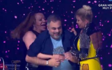 Wanda Nara y Lizy Tagliani quisieron seducir a Moldavsky y Oreiro las frenó