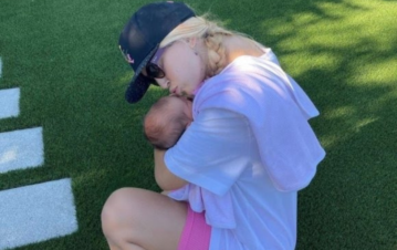 Las fotos de Luisana Lopilato y su hija Cielo a 10 días de su nacimiento