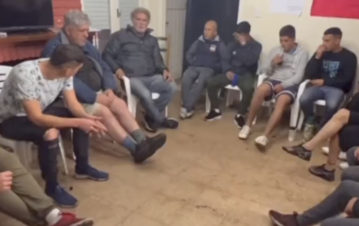 Así eran las charlas que el Teto Medina les daba a los internados de su fundación: "¡Hay salida, tienen que..."