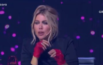 El libro que le recomendaron a Wanda Nara en Quién es la máscara en medio de su separación