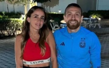 Desde Qatar, El Papu Gómez compartió una foto retro con su mujer y las redes "murieron" de ternura