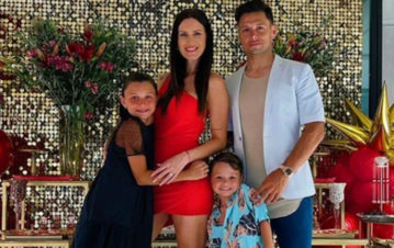 Por qué Natalie Weber se queda sola mientras Mauro Zárate se instala en Italia