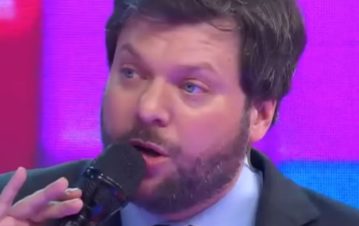 Quién es el miembro del jurado del programa de Guido Kaczka que renunció por una polémica decisión