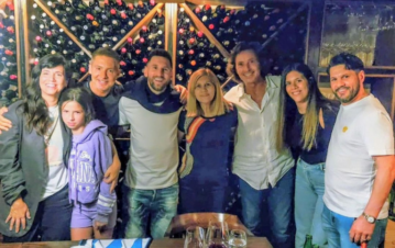 El pedido que le hizo la mamá de Lionel Messi a Adrián Suar durante la polémica cena en Palermo