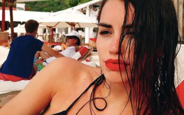 La foto súper sexy de Lali en microbikini y muy cerca de Rels B en una playa mexicana: “¿Sabés qué?”