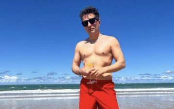 Quién es la famosa que acompaña a Ángel de Brito en sus vacaciones