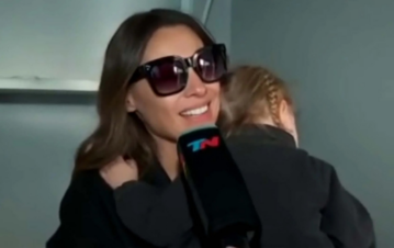 Pampita mostró su DNI tras votar y sorprendió con un importante detalle