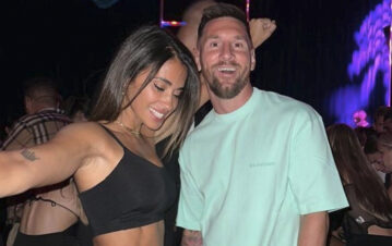 Antonela Roccuzzo sorprendió con un gesto especial en un restó en Miami al que fue con Messi