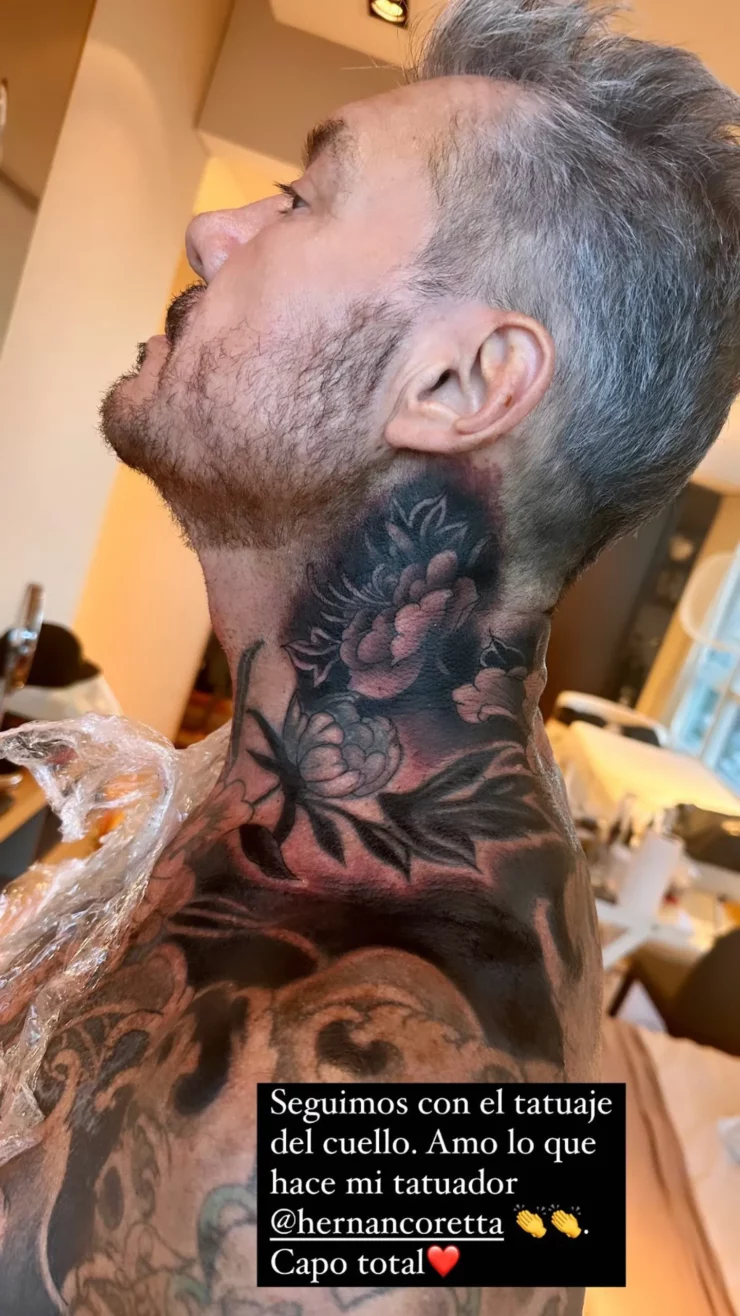 Las fotos del impresionante nuevo tatuaje de Marcelo Tinelli en el cuello –  Revista Paparazzi