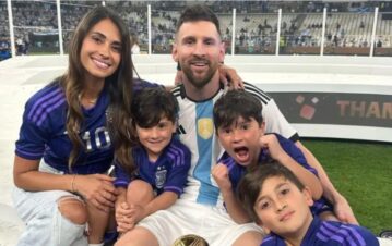 Así fue el loco festejo de Antonela Roccuzzo y a sus hijos por la clasificación de Lionel Messi a otra final con Argentina