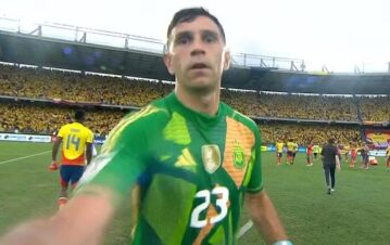 La Selección Argentina pierde al Dibu Martínez por una sanción histórica de la FIFA