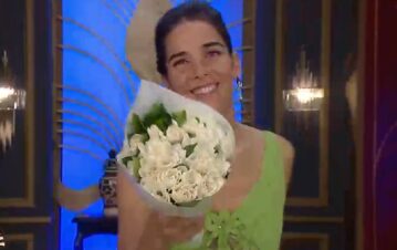 Quién es el famoso que le llevó flores a Juana Viale y la conquistó por completo: "Me enamoré"